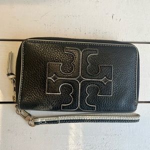Black Tory Burch leather wallet/clutch